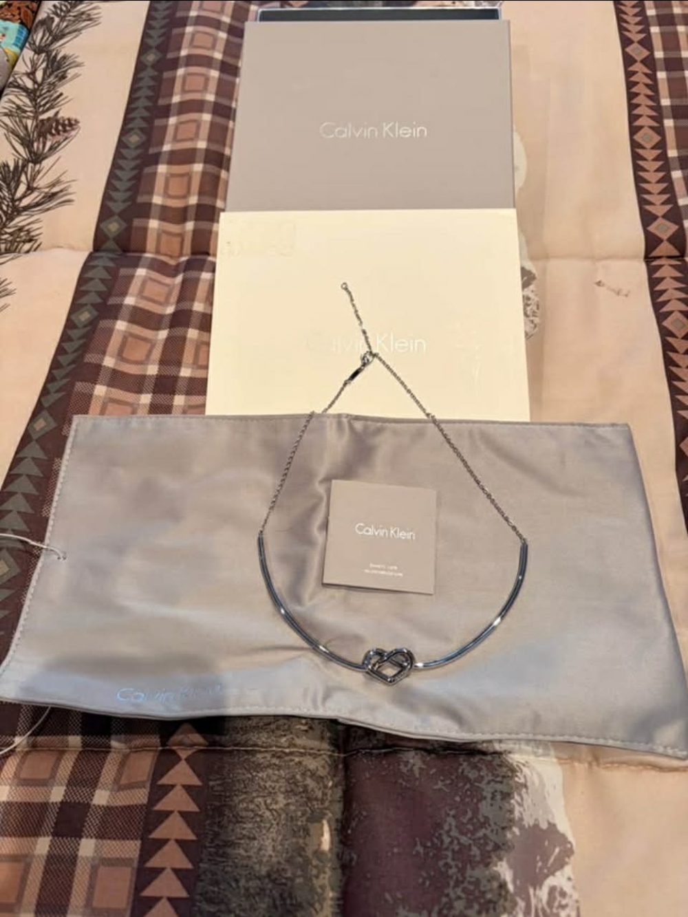 NWOT Calvin Klein Silver Knot Collar Necklace